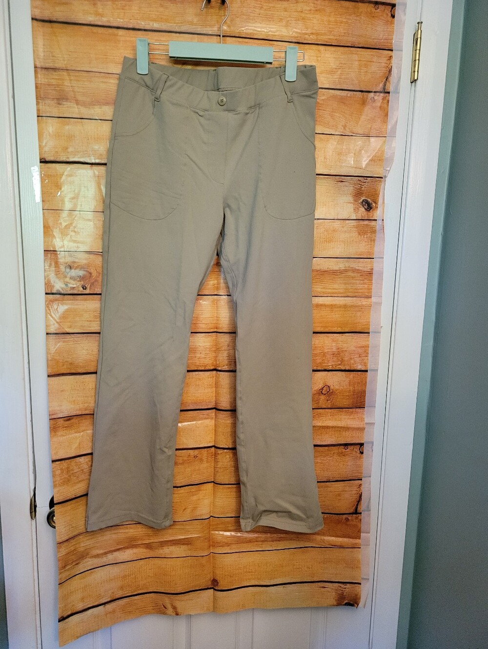 Women's Stretch Bootcut Pants in Khaki-L